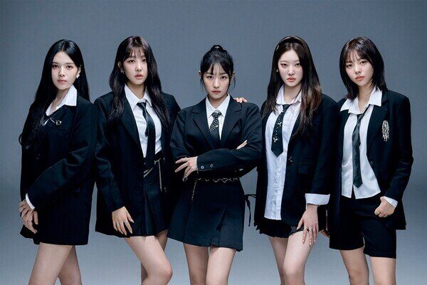 설명으로 여자 아이돌 이름 맞히기